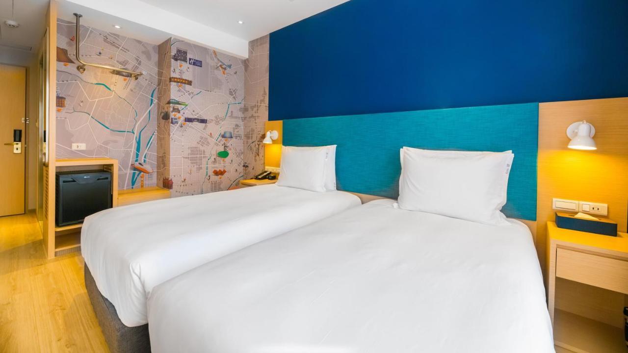 Holiday Inn Express Taichung Fengchia By Ihg Exterior foto