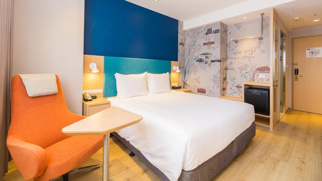 Holiday Inn Express Taichung Fengchia By Ihg Exterior foto